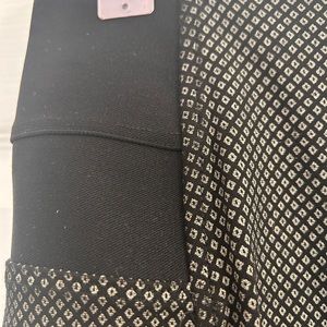 Size 6 printed pencil skirt